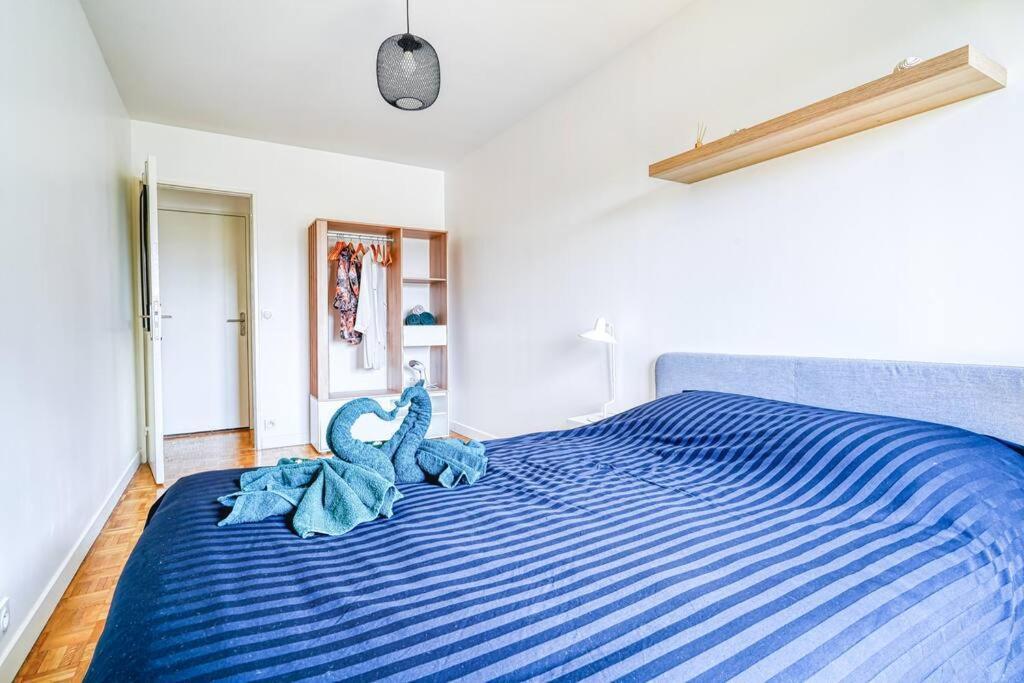 Rubis Luxe Proche Paris Apartment